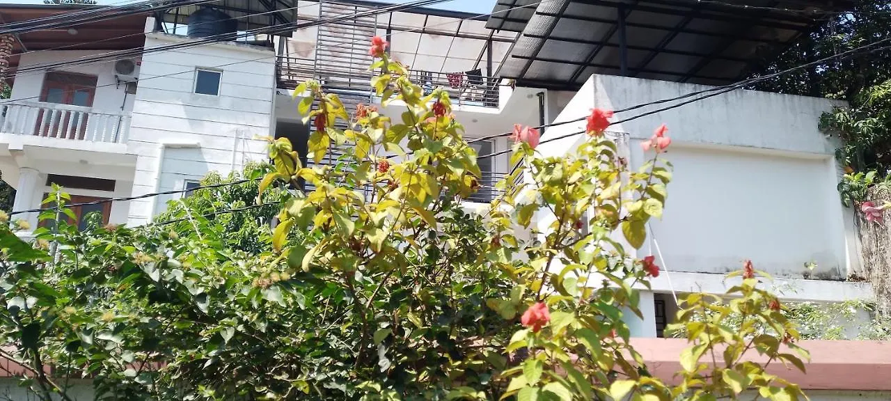 Hillway Tour Inn Kandy