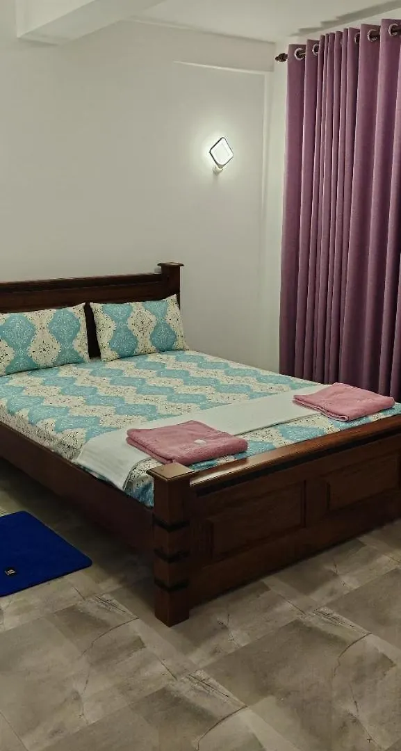 Hillway Tour Inn Kandy
