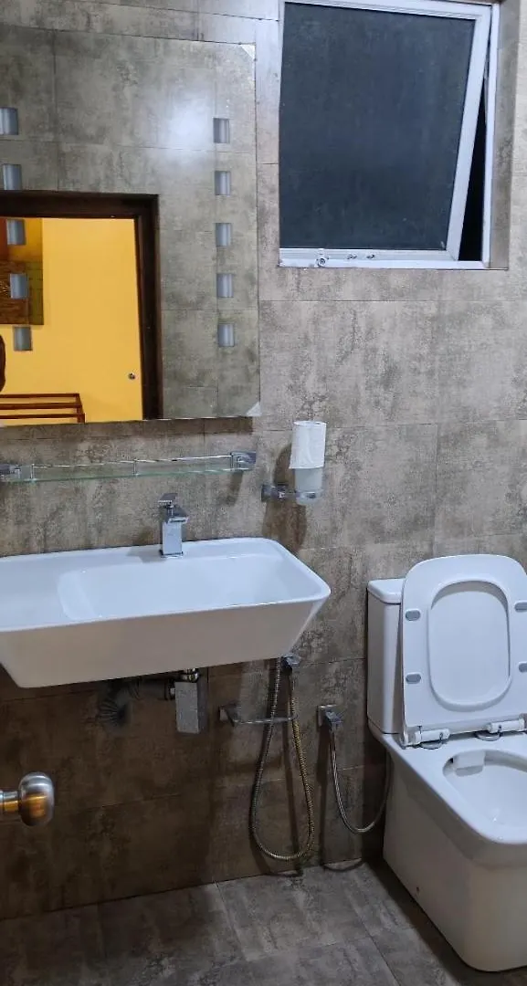 Hillway Tour Inn Kandy Guest house